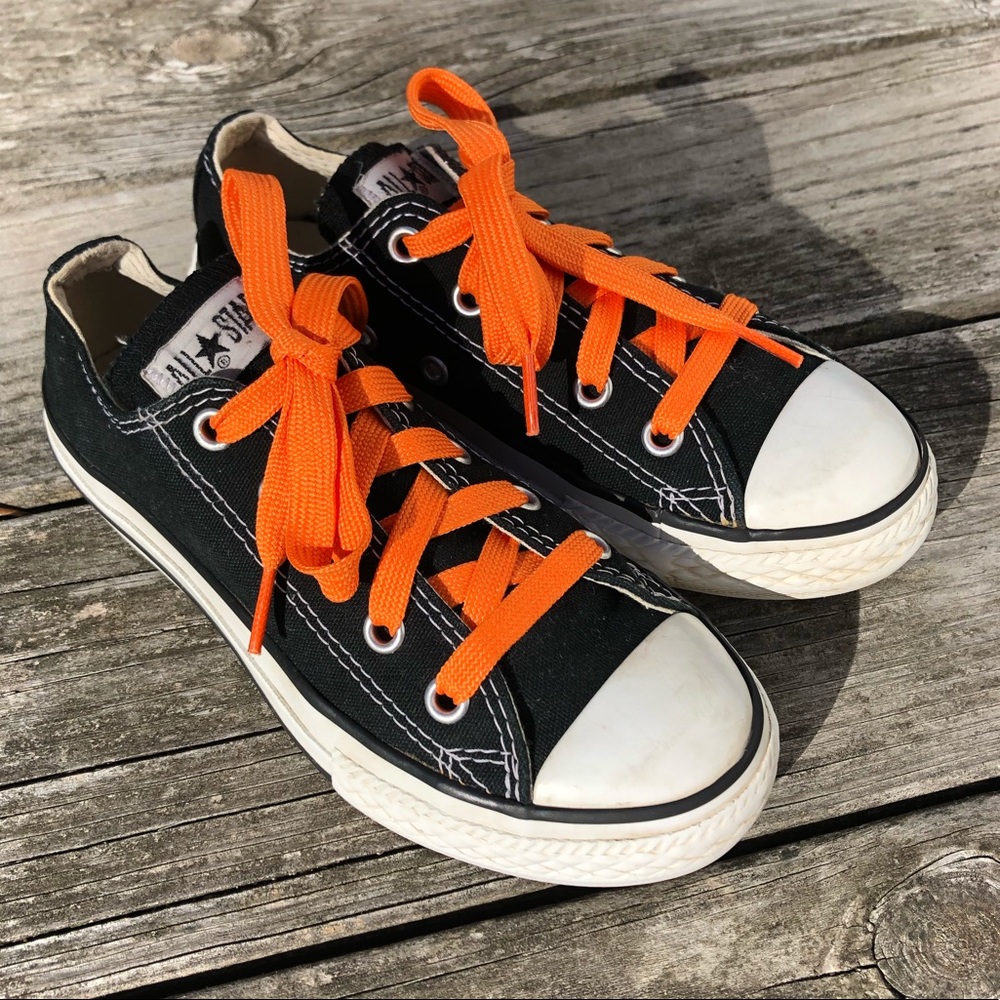 - Converse Black Canvas All-Star Sneakers w/NEW Orange Laces! EUC!